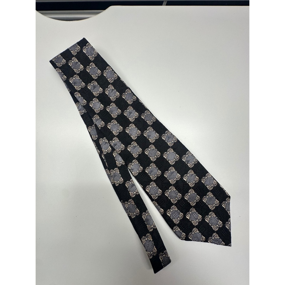 Countess Mara Mens Silk Tie Black Grey Geometric Scroll Pattern Made in USA 60x4